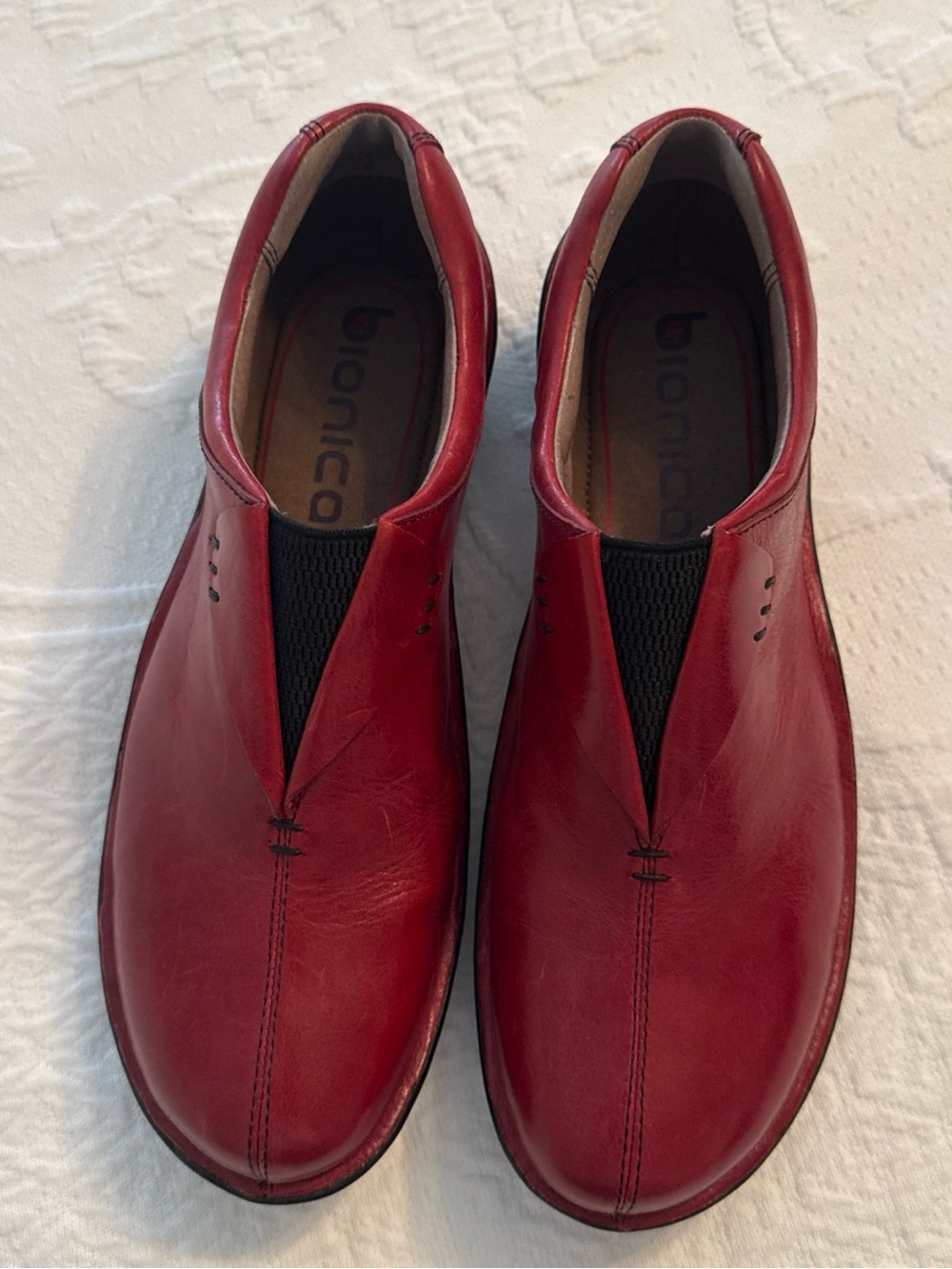 Bionica Women’s Red Leather Slip-On Loafers